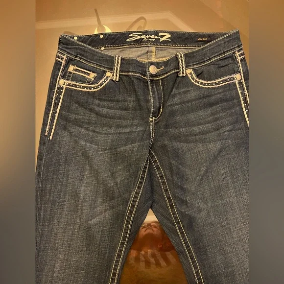 #16 NEW SEVEN7 JEANS! - Picture 1 of 6